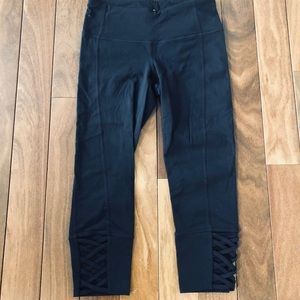 Athleta Crop Leggings